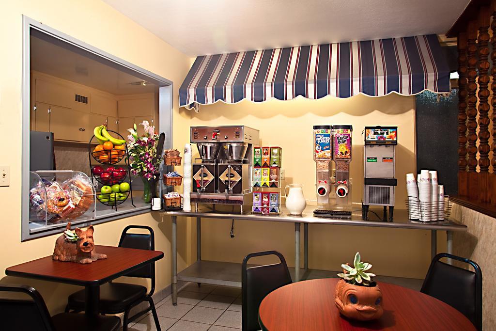 Travelodge Hotel At Lax Los Angeles Luaran gambar