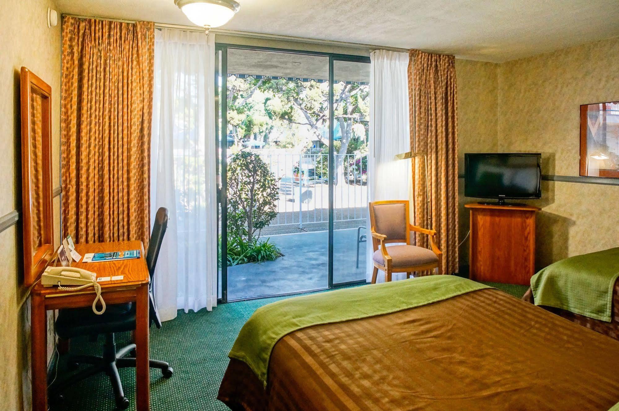 Travelodge Hotel At Lax Los Angeles Luaran gambar